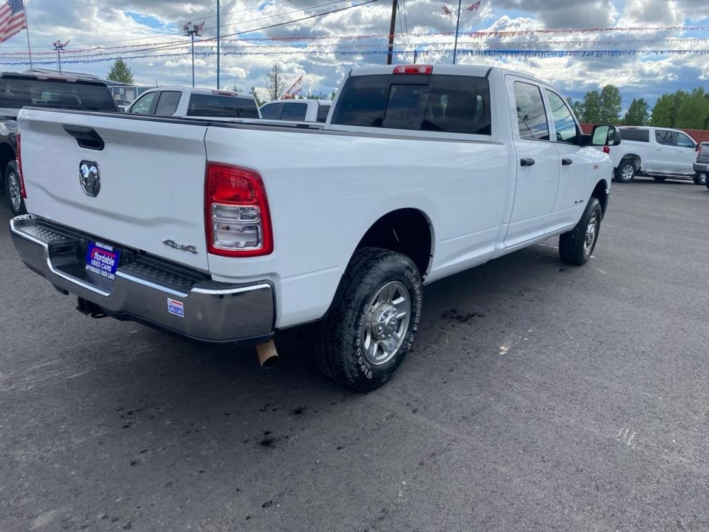 2021 WHITE RAM 3500 TRADESMAN (3C63R3GJ6MG) with an 6.4L engine, Automatic transmission, located at 2525 S. Cushman, Fairbanks, AK, 99701, (907) 452-5707, 64.824036, -147.712311 - Photo#2