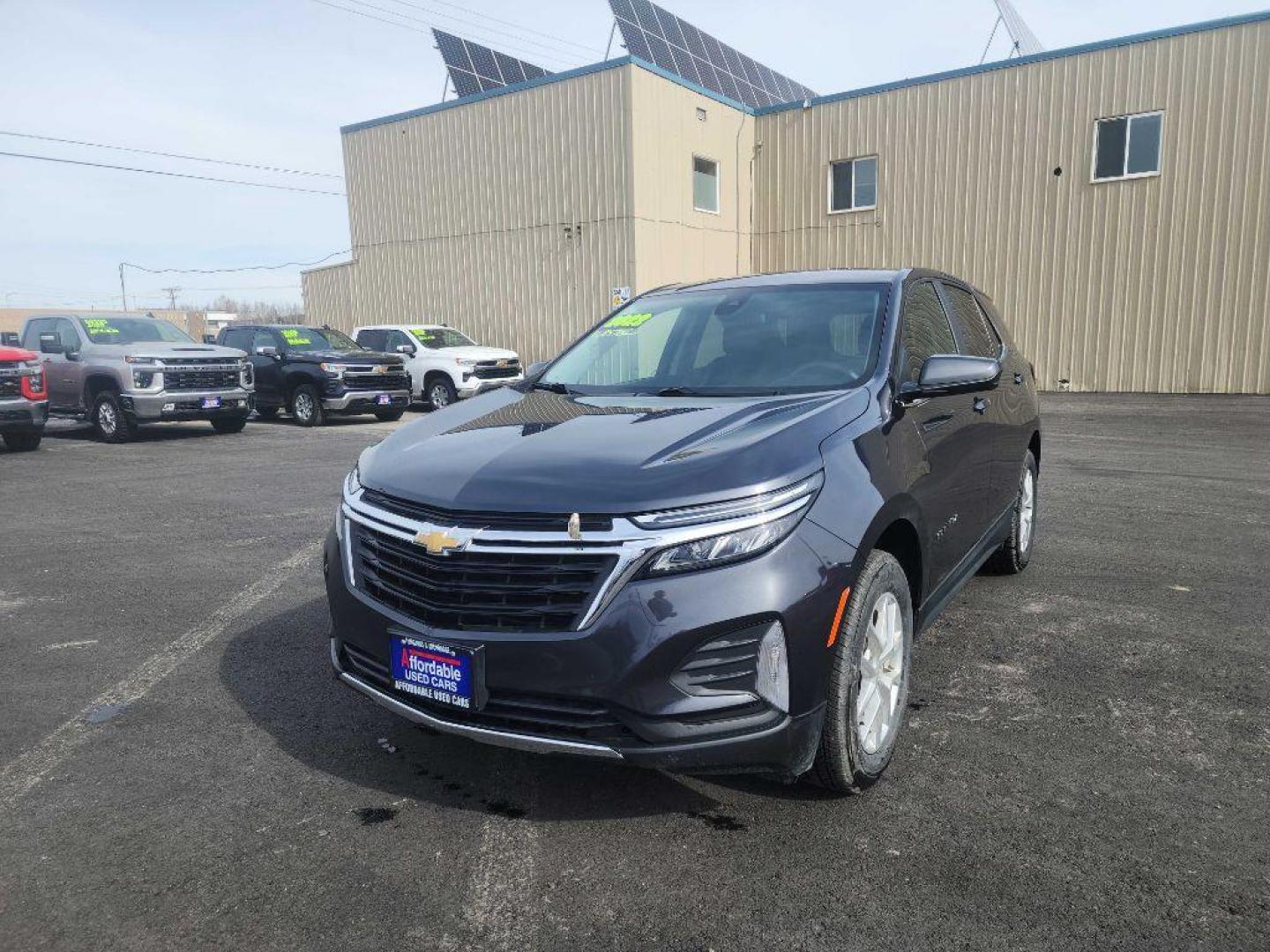 2022 GRAY CHEVROLET EQUINOX LT (2GNAXUEV7N6) with an 1.5L engine, Automatic transmission, located at 2525 S. Cushman, Fairbanks, AK, 99701, (907) 452-5707, 64.824036, -147.712311 - Photo#3