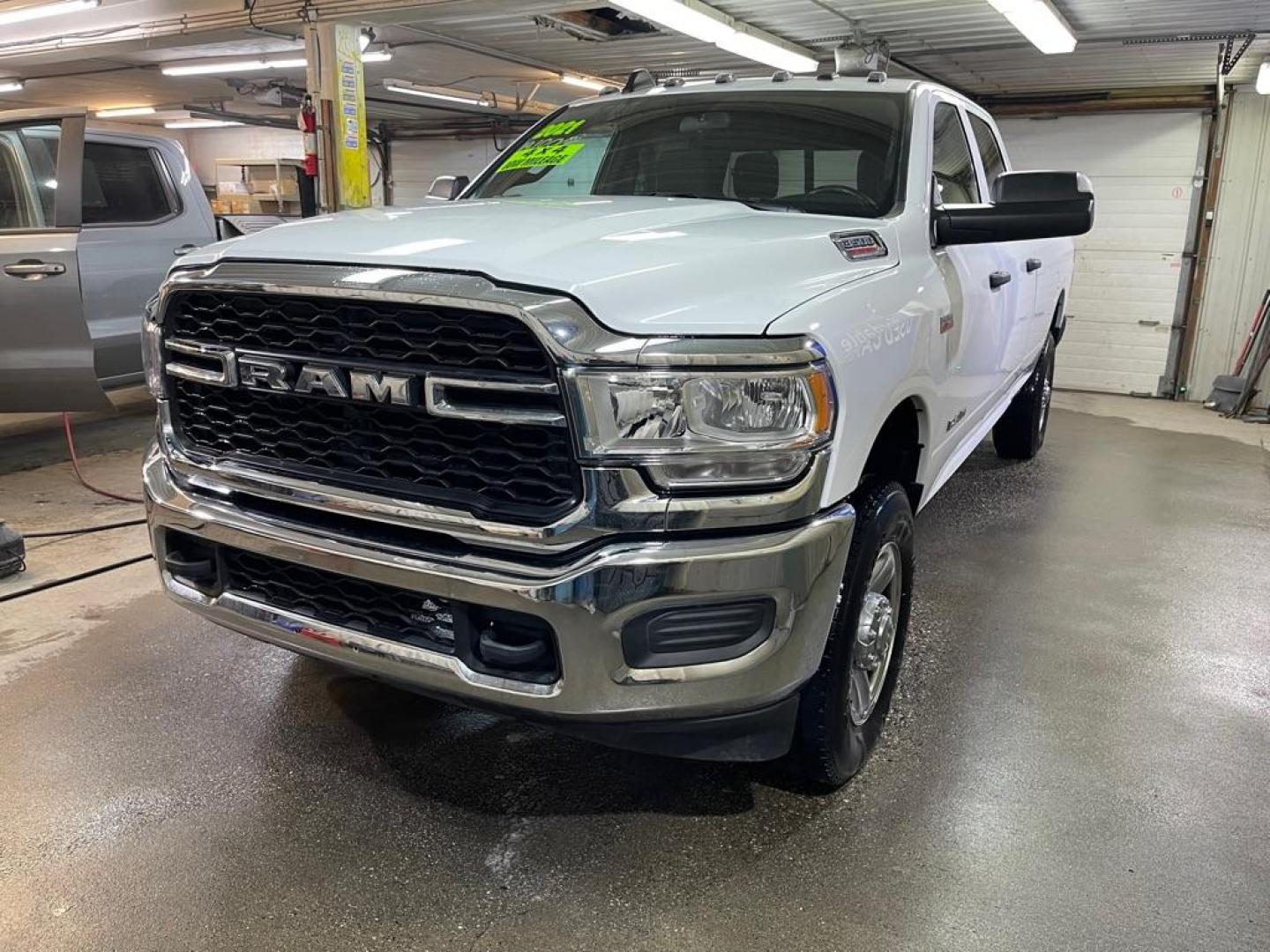 2021 WHITE RAM 3500 TRADESMAN (3C63R3GJ4MG) with an 6.4L engine, Automatic transmission, located at 2525 S. Cushman, Fairbanks, AK, 99701, (907) 452-5707, 64.824036, -147.712311 - Photo#1