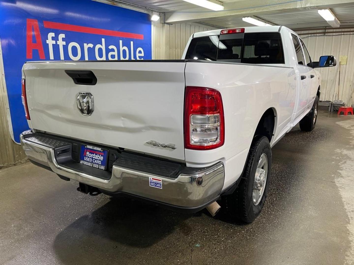 2021 WHITE RAM 3500 TRADESMAN (3C63R3GJ4MG) with an 6.4L engine, Automatic transmission, located at 2525 S. Cushman, Fairbanks, AK, 99701, (907) 452-5707, 64.824036, -147.712311 - Photo#2