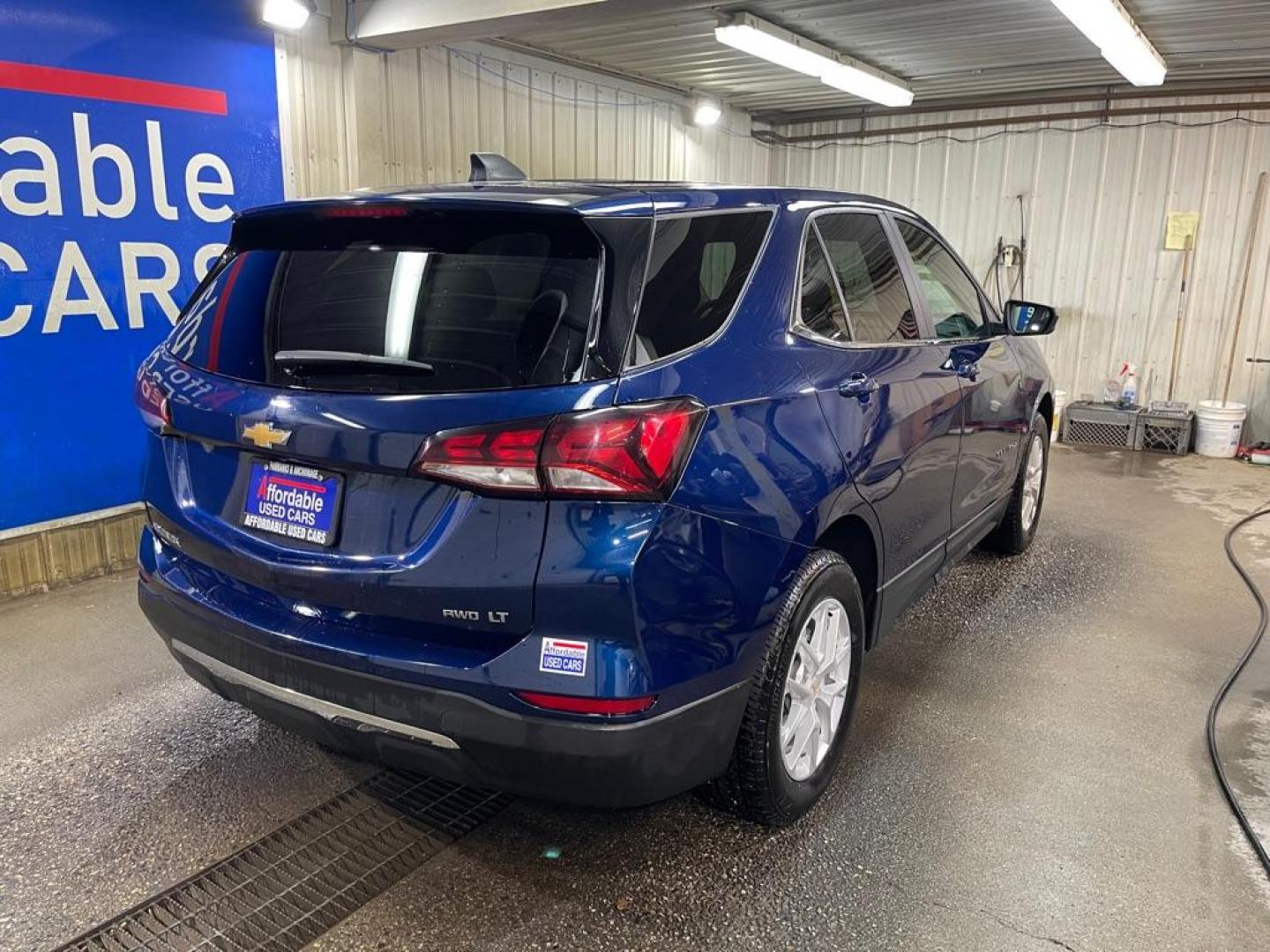 2022 BLUE CHEVROLET EQUINOX LT (3GNAXUEV9NL) with an 1.5L engine, Automatic transmission, located at 2525 S. Cushman, Fairbanks, AK, 99701, (907) 452-5707, 64.824036, -147.712311 - Photo#2