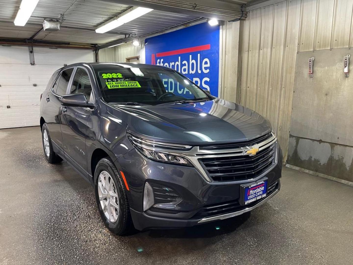 2022 BLACK CHEVROLET EQUINOX LT (2GNAXUEV8N6) with an 1.5L engine, Automatic transmission, located at 2525 S. Cushman, Fairbanks, AK, 99701, (907) 452-5707, 64.824036, -147.712311 - Photo#0