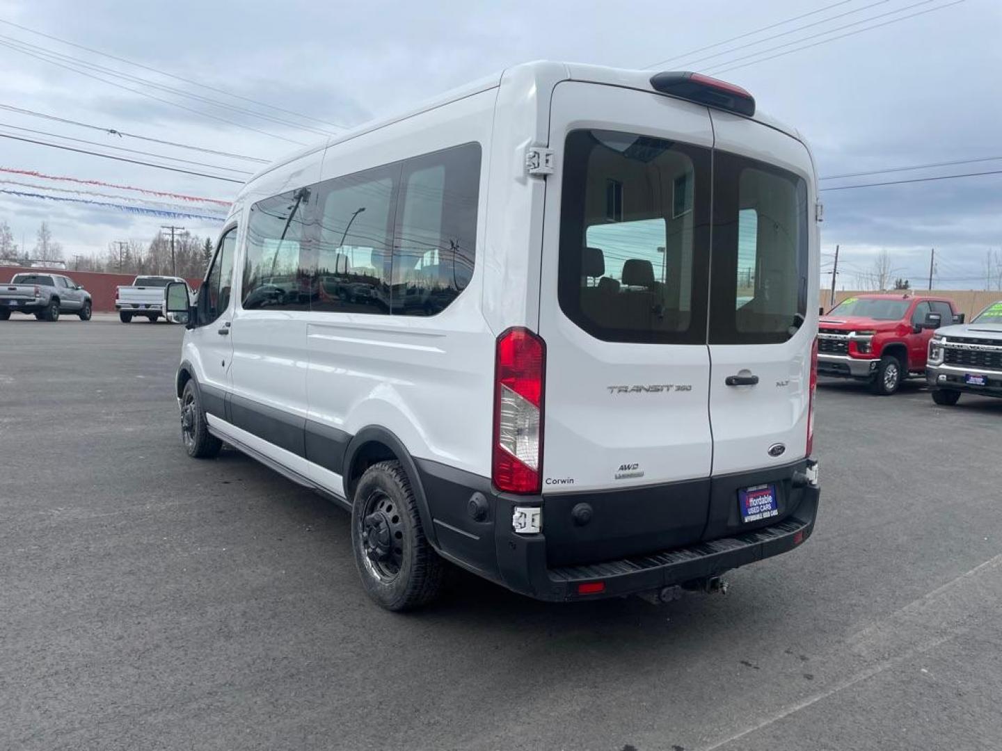 2022 WHITE FORD TRANSIT/12 PASS T-350 (1FDAX9CG6NK) with an 3.5L engine, Automatic transmission, located at 2525 S. Cushman, Fairbanks, AK, 99701, (907) 452-5707, 64.824036, -147.712311 - Photo#2