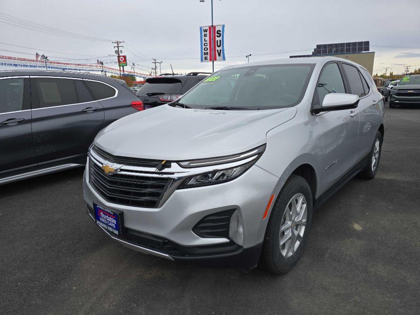 2022 SILVER CHEVROLET EQUINOX LT (3GNAXUEV1NL) with an 1.5L engine, Automatic transmission, located at 2525 S. Cushman, Fairbanks, AK, 99701, (907) 452-5707, 64.824036, -147.712311 - Photo#0