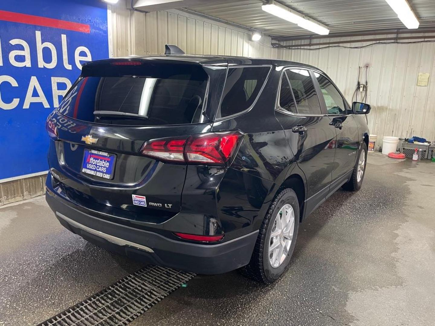 2022 BLACK CHEVROLET EQUINOX LT (3GNAXUEV3NL) with an 1.5L engine, Automatic transmission, located at 2525 S. Cushman, Fairbanks, AK, 99701, (907) 452-5707, 64.824036, -147.712311 - Photo#2