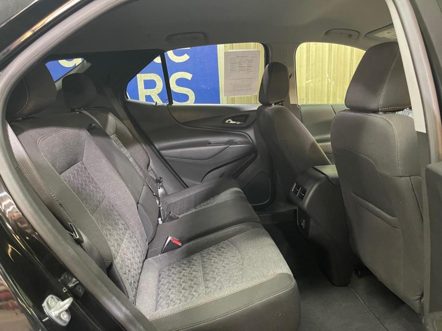 2022 BLACK CHEVROLET EQUINOX LT (3GNAXUEV3NL) with an 1.5L engine, Automatic transmission, located at 2525 S. Cushman, Fairbanks, AK, 99701, (907) 452-5707, 64.824036, -147.712311 - Photo#4