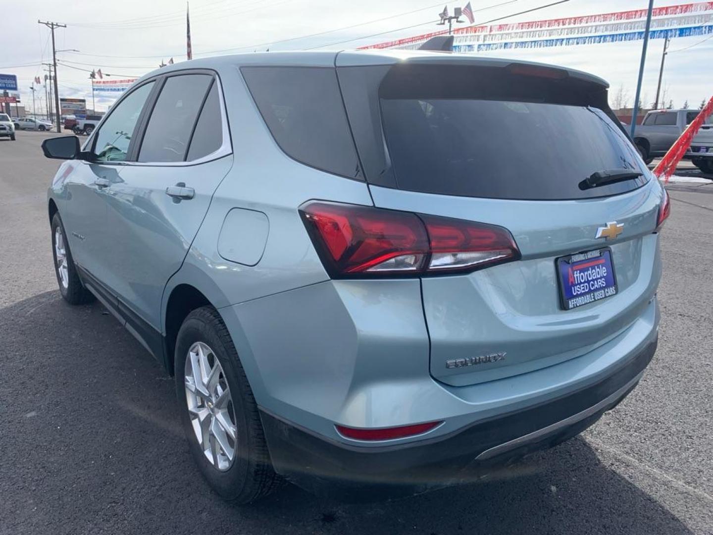 2022 BLUE CHEVROLET EQUINOX LT (2GNAXUEV4N6) with an 1.5L engine, Automatic transmission, located at 2525 S. Cushman, Fairbanks, AK, 99701, (907) 452-5707, 64.824036, -147.712311 - Photo#2