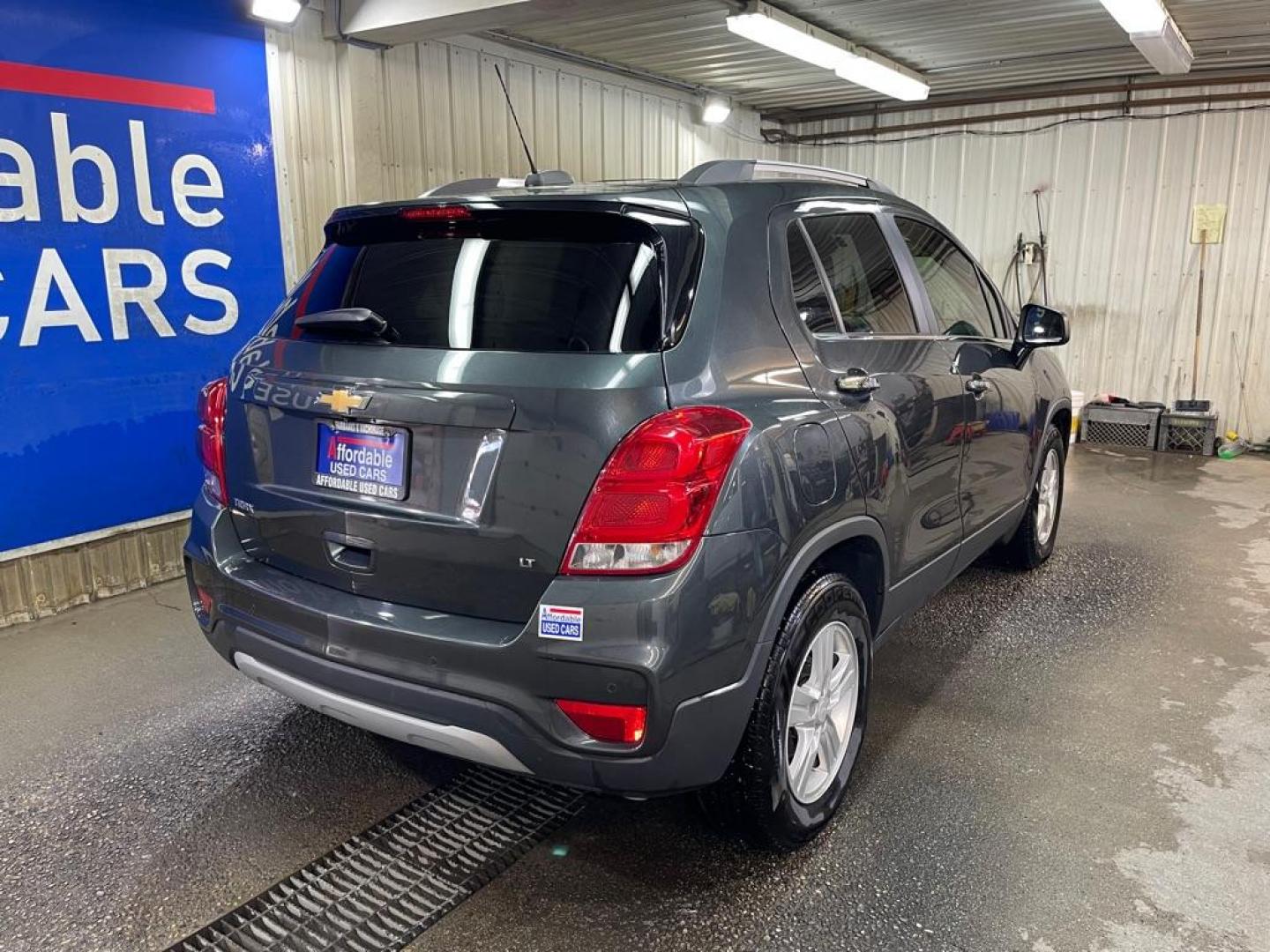 2019 GREY CHEVROLET TRAX 1LT (3GNCJLSB8KL) with an 1.4L engine, Automatic transmission, located at 2525 S. Cushman, Fairbanks, AK, 99701, (907) 452-5707, 64.824036, -147.712311 - Photo#2