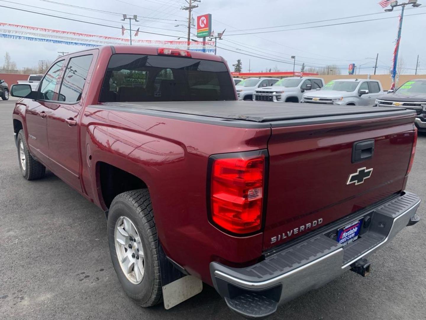 2015 MAROON CHEVROLET SILVERADO 1500 LT (3GCUKREC0FG) with an 5.3L engine, Automatic transmission, located at 2525 S. Cushman, Fairbanks, AK, 99701, (907) 452-5707, 64.824036, -147.712311 - Photo#2