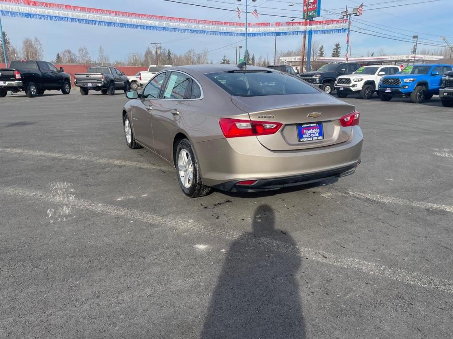 2022 TAN CHEVROLET MALIBU LS (1G1ZB5ST6NF) with an 1.5L engine, Continuously Variable transmission, located at 2525 S. Cushman, Fairbanks, AK, 99701, (907) 452-5707, 64.824036, -147.712311 - Photo#2