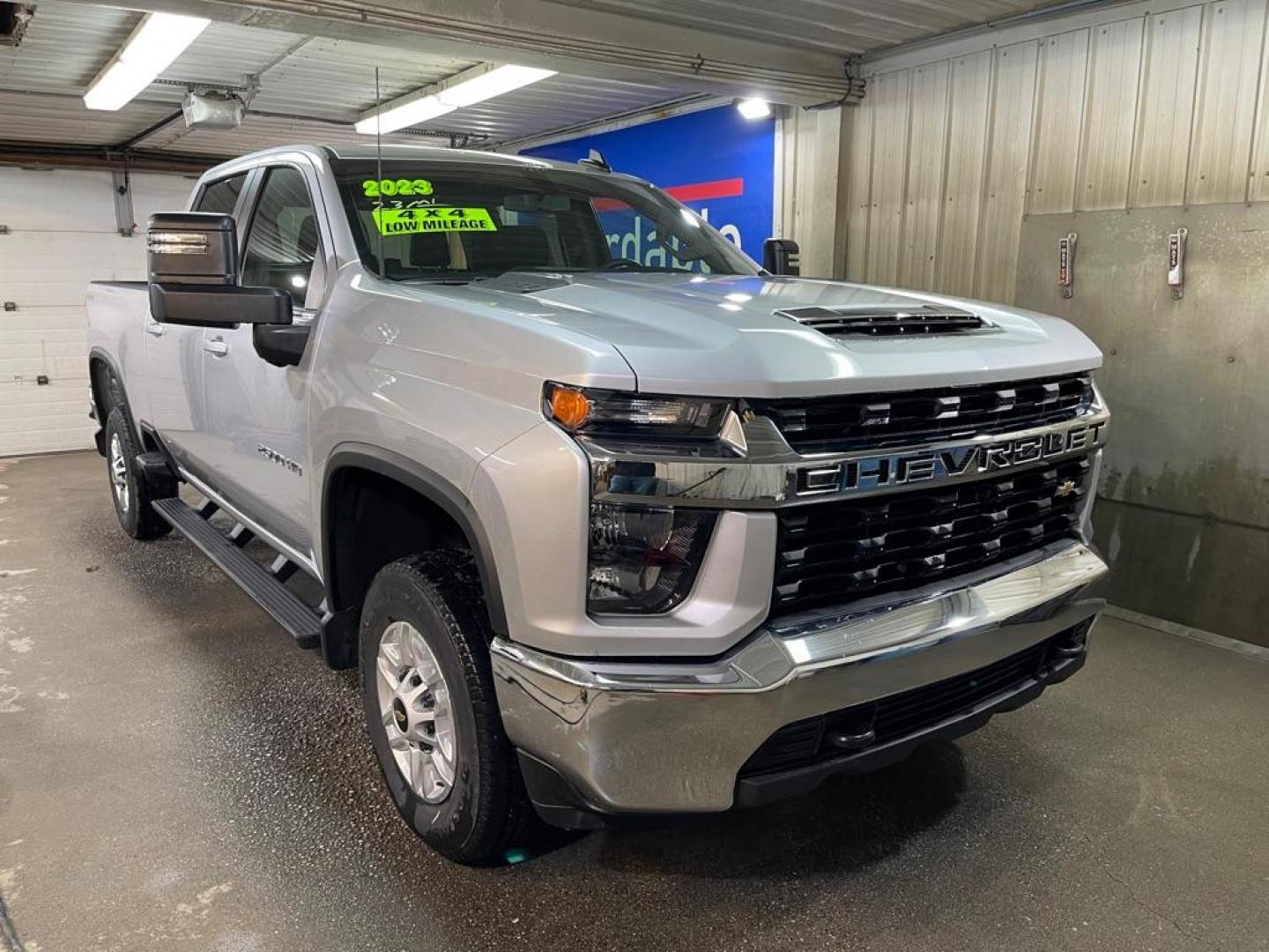 2023 SILVER CHEVROLET SILVERADO 2500 HEAVY DUTY LT (2GC4YNE73P1) with an 6.6L engine, Automatic transmission, located at 2525 S. Cushman, Fairbanks, AK, 99701, (907) 452-5707, 64.824036, -147.712311 - Photo#0