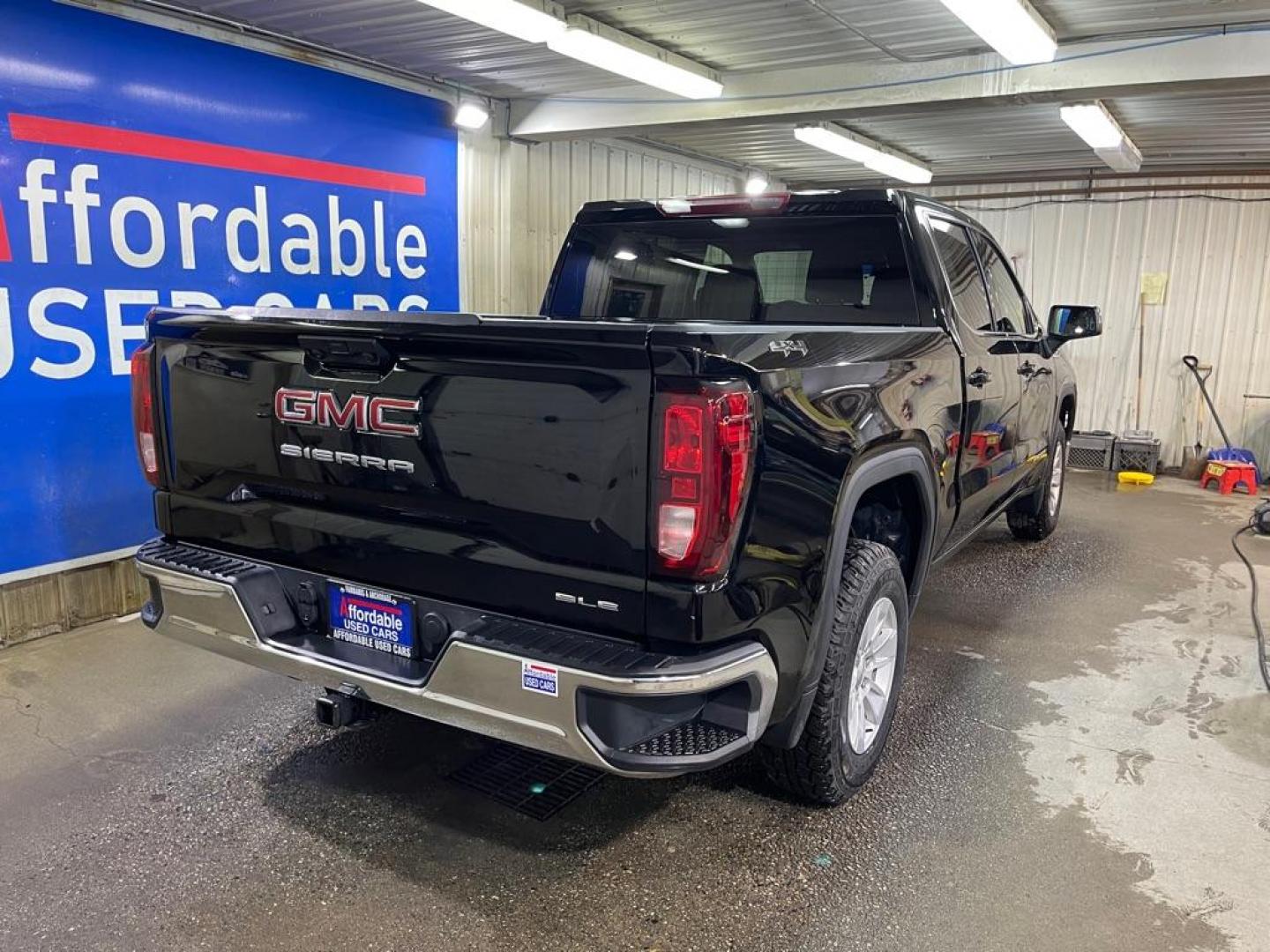 2023 BLACK GMC SIERRA 1500 SLE (3GTPUBEK8PG) with an 2.7L engine, Automatic transmission, located at 2525 S. Cushman, Fairbanks, AK, 99701, (907) 452-5707, 64.824036, -147.712311 - Photo#2