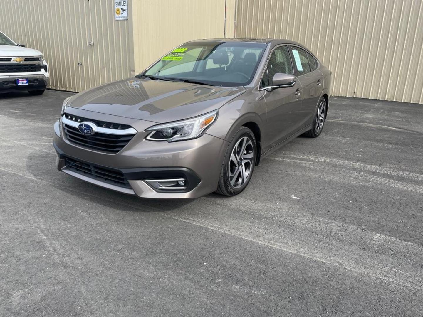 2022 BRONZE SUBARU LEGACY LIMITED (4S3BWAN67N3) with an 2.5L engine, Automatic transmission, located at 2525 S. Cushman, Fairbanks, AK, 99701, (907) 452-5707, 64.824036, -147.712311 - Photo#1