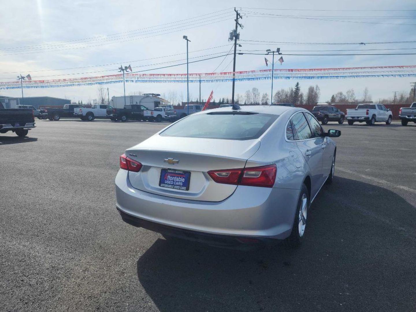 2022 SILVER CHEVROLET MALIBU LS (1G1ZB5STXNF) with an 1.5L engine, Continuously Variable transmission, located at 2525 S. Cushman, Fairbanks, AK, 99701, (907) 452-5707, 64.824036, -147.712311 - Photo#1