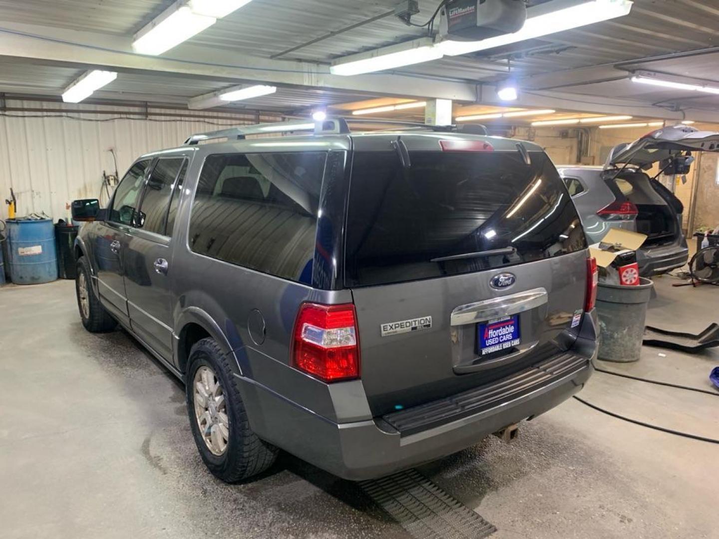 2012 GRAY FORD EXPEDITION EL LIMITED (1FMJK2A52CE) with an 5.4L engine, Automatic transmission, located at 2525 S. Cushman, Fairbanks, AK, 99701, (907) 452-5707, 64.824036, -147.712311 - Photo#2