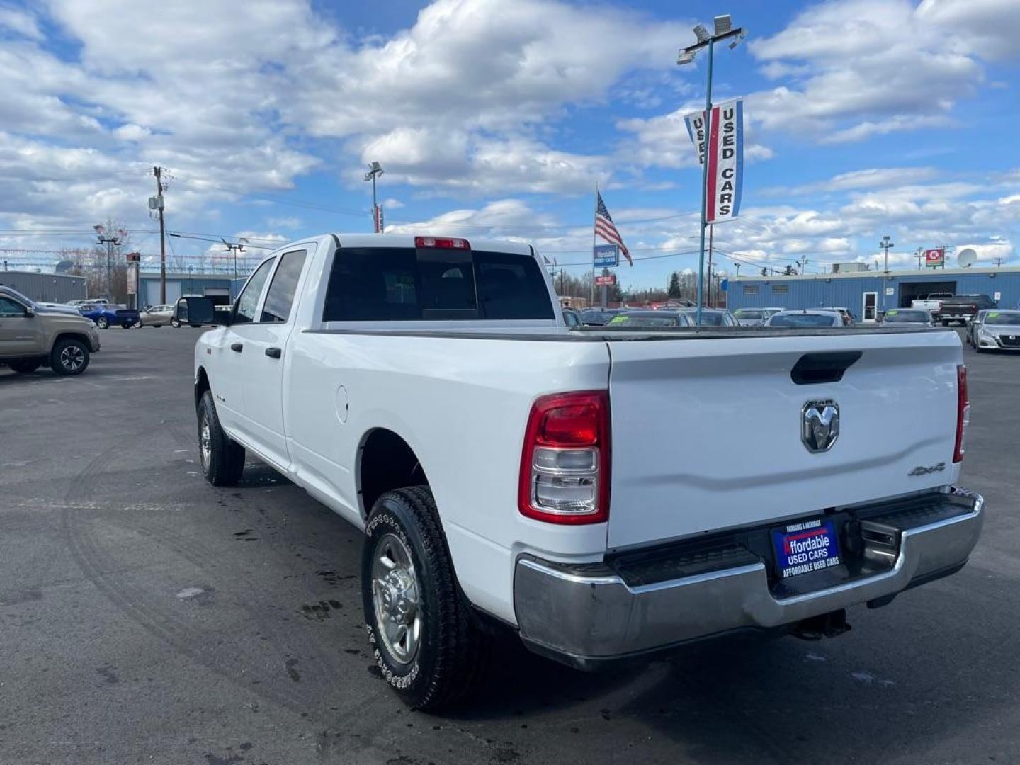 2021 WHITE RAM 2500 TRADESMAN (3C6UR5HJXMG) with an 6.4L engine, Automatic transmission, located at 2525 S. Cushman, Fairbanks, AK, 99701, (907) 452-5707, 64.824036, -147.712311 - Photo#2