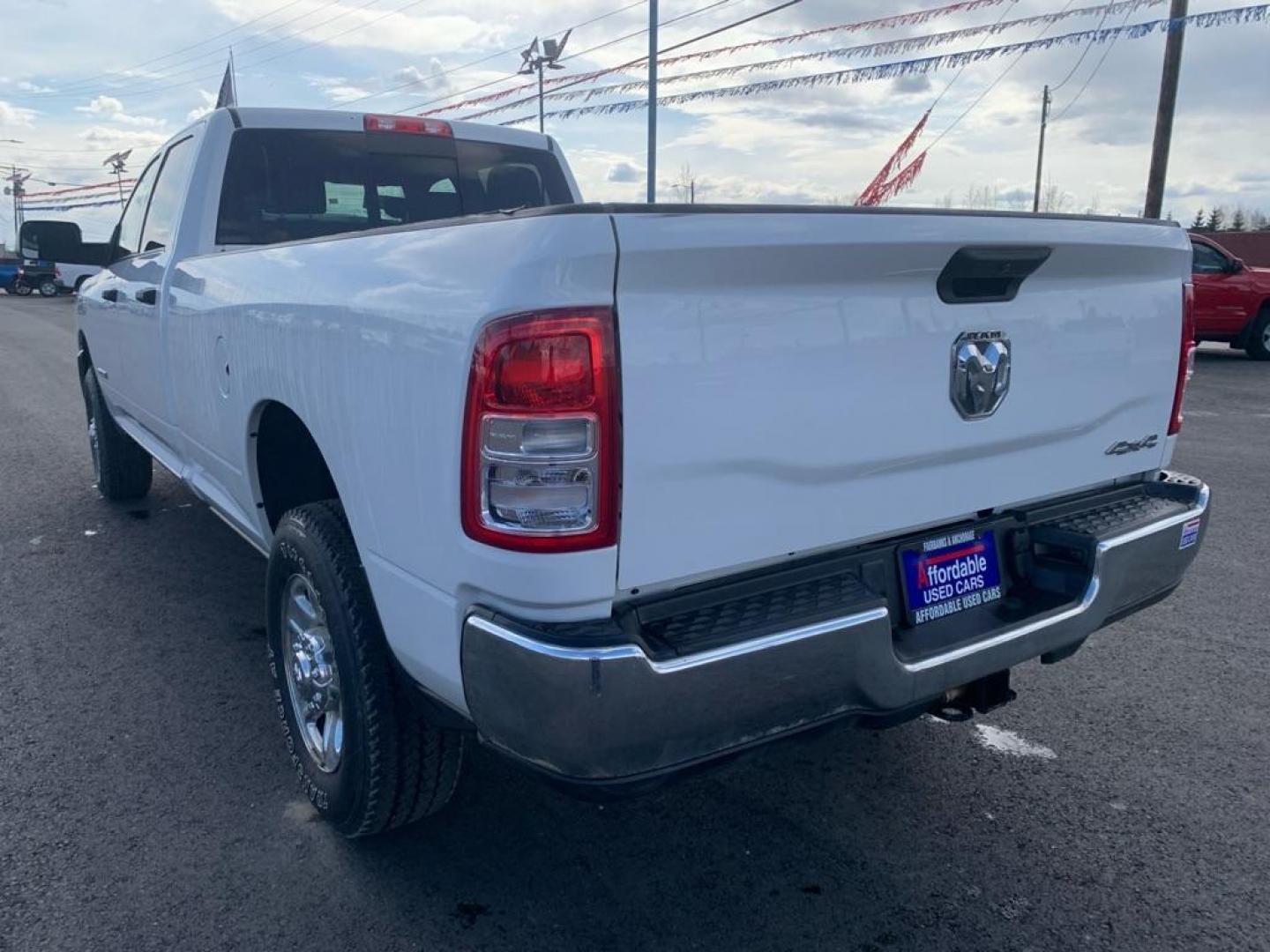 2021 WHITE RAM 2500 TRADESMAN (3C6UR5HJ9MG) with an 6.4L engine, Automatic transmission, located at 2525 S. Cushman, Fairbanks, AK, 99701, (907) 452-5707, 64.824036, -147.712311 - Photo#2