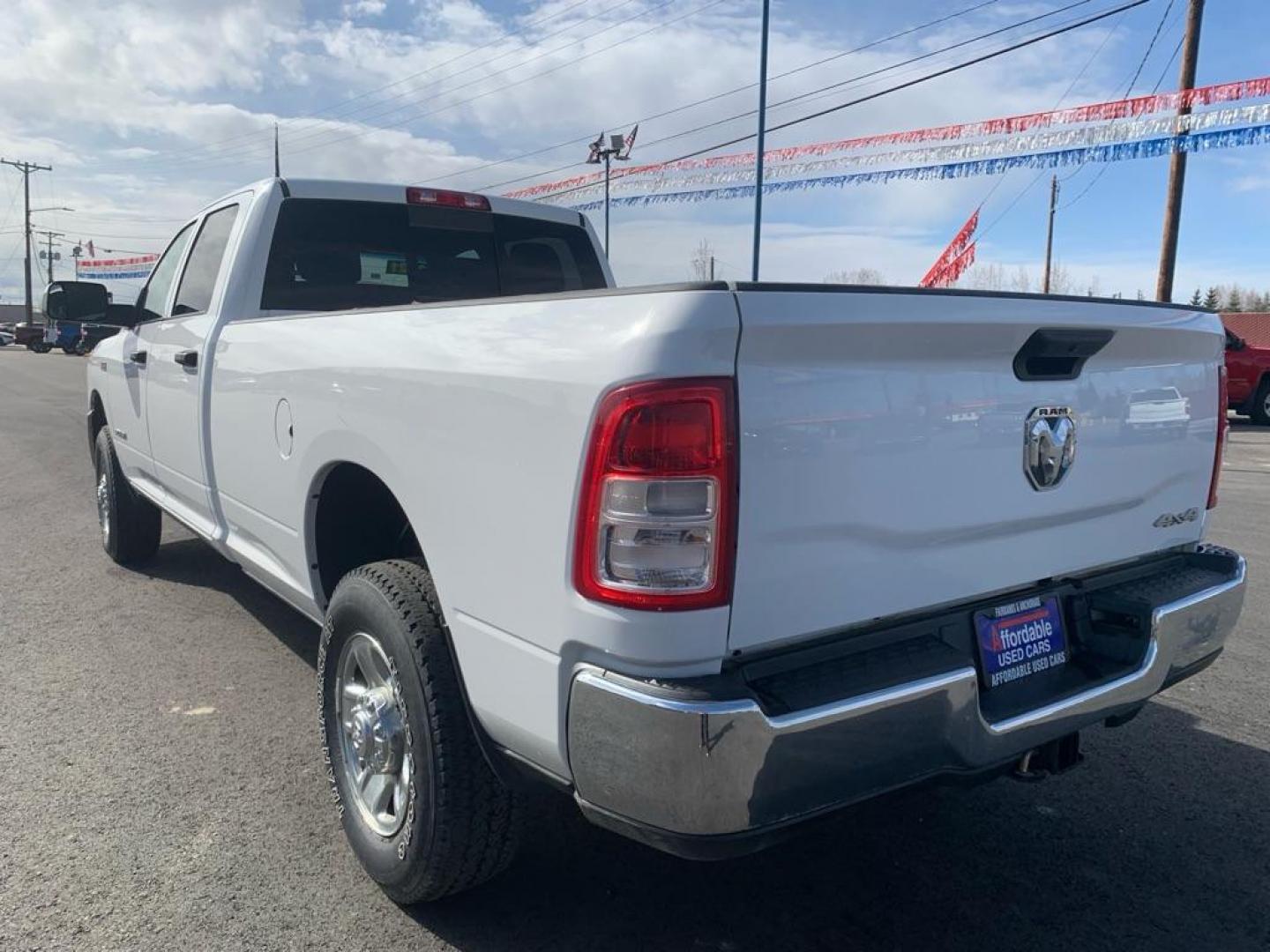 2021 WHITE RAM 2500 TRADESMAN (3C6UR5HJ4MG) with an 6.4L engine, Automatic transmission, located at 2525 S. Cushman, Fairbanks, AK, 99701, (907) 452-5707, 64.824036, -147.712311 - Photo#2