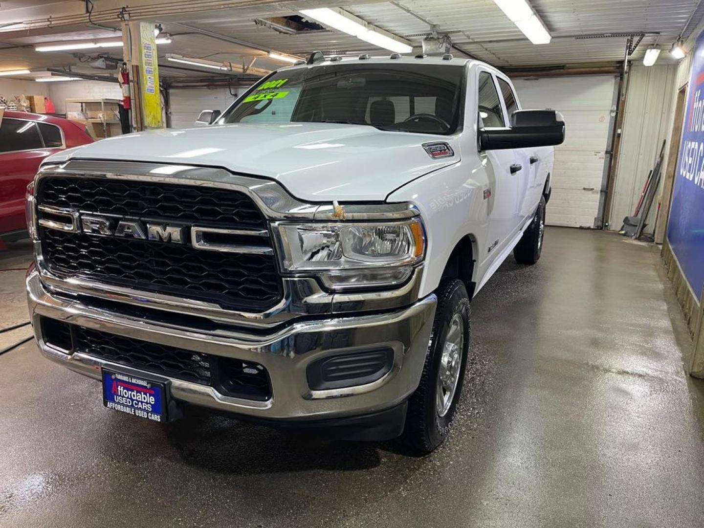 2021 WHITE RAM 2500 TRADESMAN (3C6UR5HJ6MG) with an 6.4L engine, Automatic transmission, located at 2525 S. Cushman, Fairbanks, AK, 99701, (907) 452-5707, 64.824036, -147.712311 - Photo#1