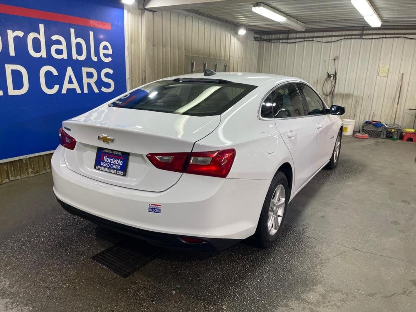 2022 WHITE CHEVROLET MALIBU LS (1G1ZB5ST1NF) with an 1.5L engine, Continuously Variable transmission, located at 2525 S. Cushman, Fairbanks, AK, 99701, (907) 452-5707, 64.824036, -147.712311 - Photo#2