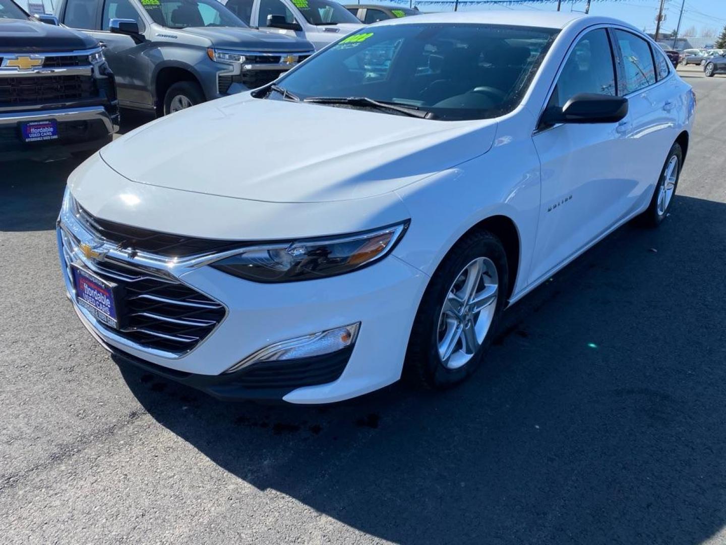 2022 WHITE CHEVROLET MALIBU LS (1G1ZB5ST1NF) with an 1.5L engine, Continuously Variable transmission, located at 2525 S. Cushman, Fairbanks, AK, 99701, (907) 452-5707, 64.824036, -147.712311 - Photo#0