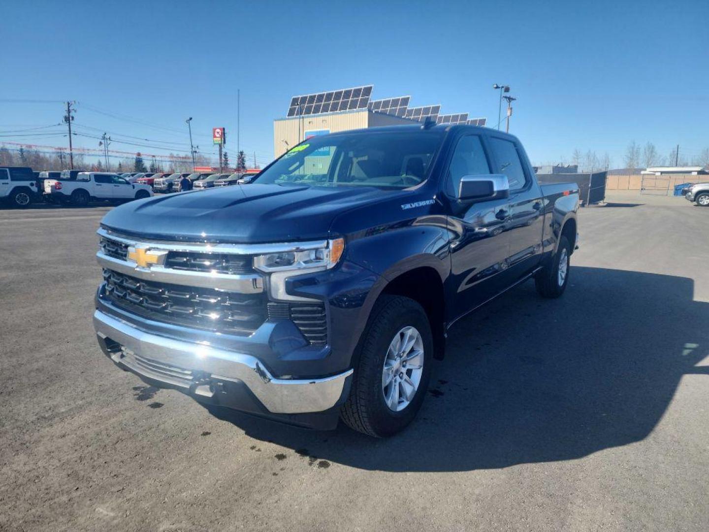 2023 BLUE CHEVROLET SILVERADO 1500 LT (3GCUDDED0PG) with an 5.3L engine, Automatic transmission, located at 2525 S. Cushman, Fairbanks, AK, 99701, (907) 452-5707, 64.824036, -147.712311 - Photo#1