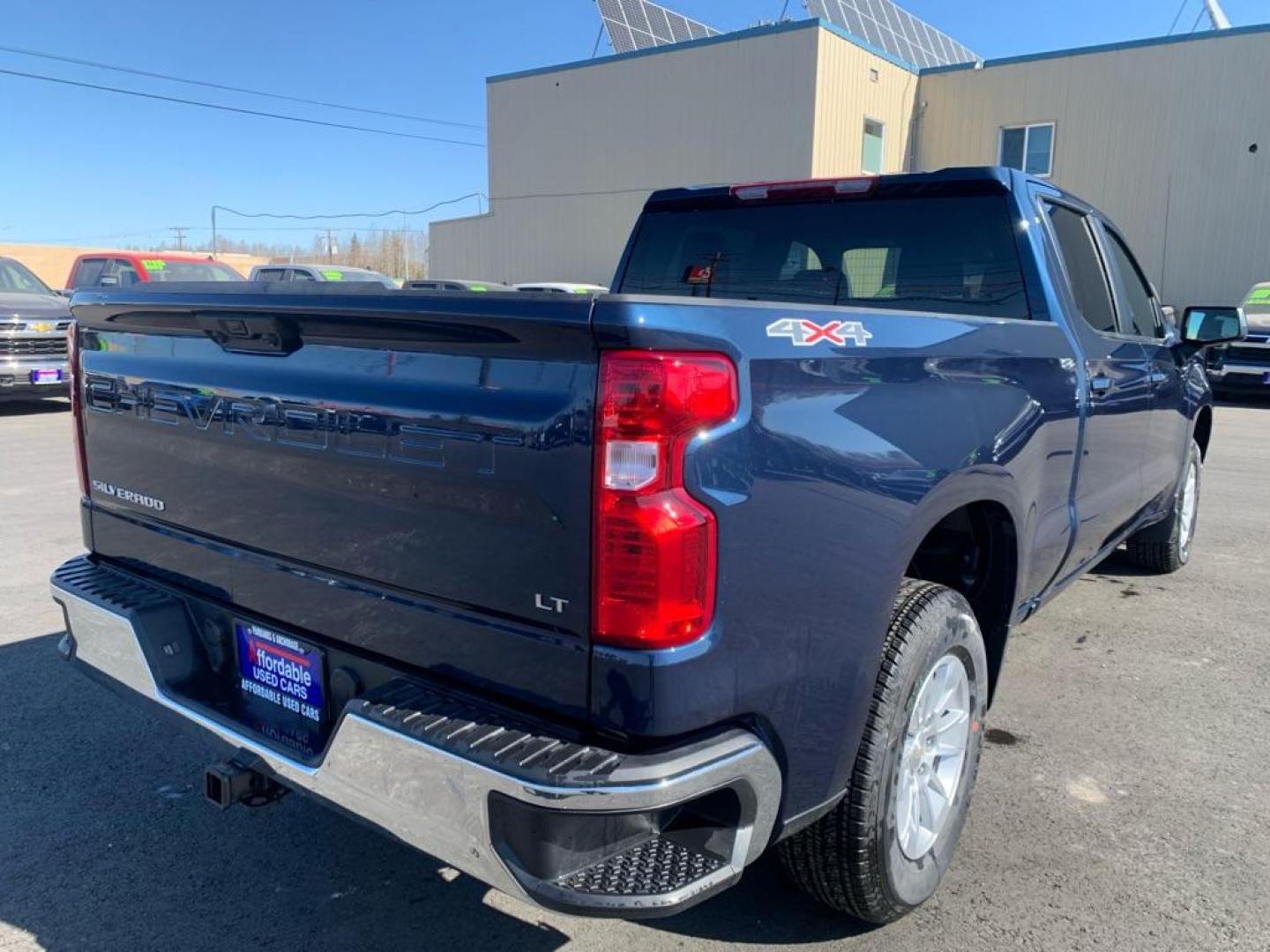 2023 BLUE CHEVROLET SILVERADO 1500 LT (3GCUDDED7PG) with an 5.3L engine, Automatic transmission, located at 2525 S. Cushman, Fairbanks, AK, 99701, (907) 452-5707, 64.824036, -147.712311 - Photo#3