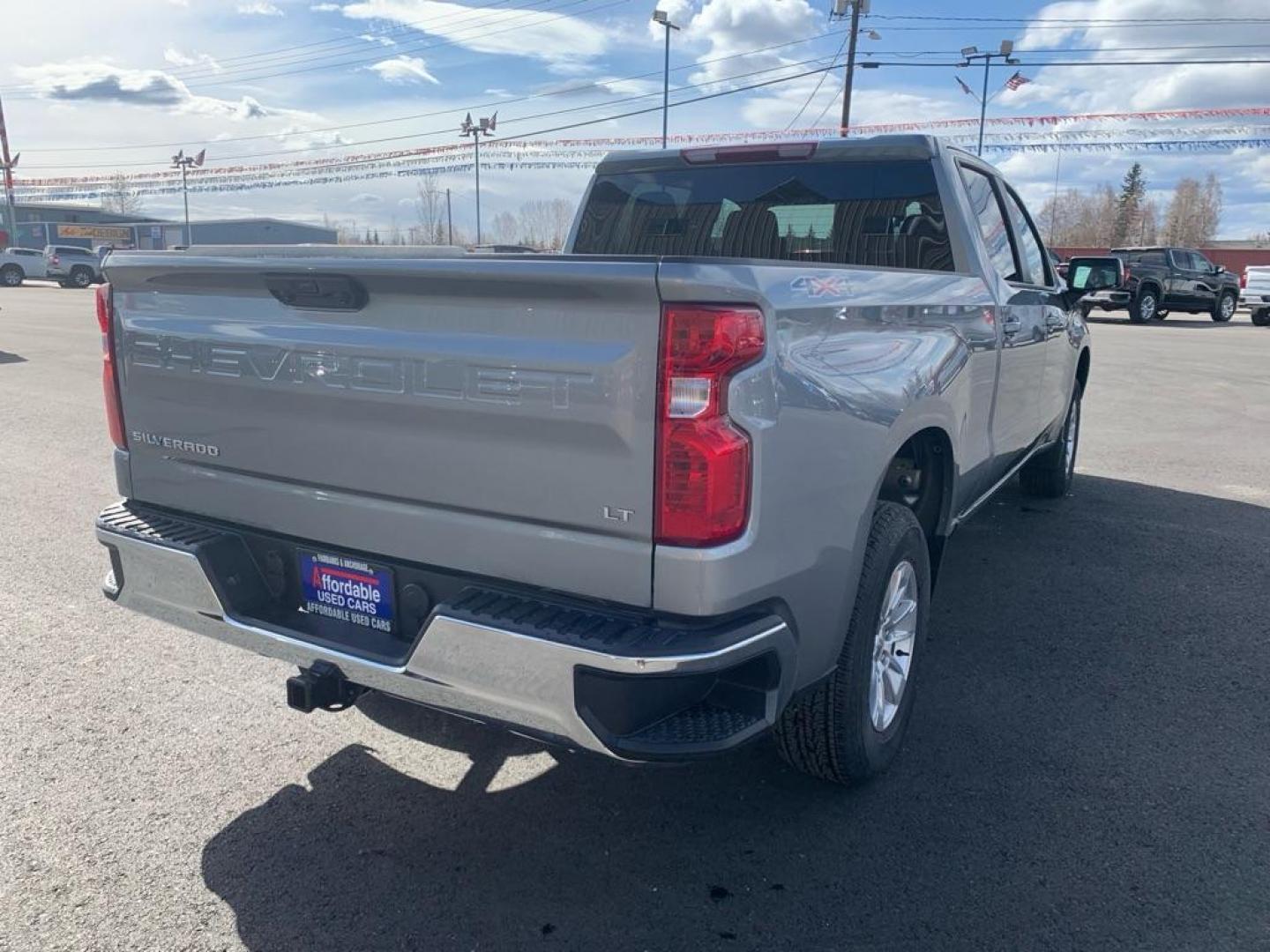 2023 GRAY CHEVROLET SILVERADO 1500 LT (3GCUDDED1PG) with an 5.3L engine, Automatic transmission, located at 2525 S. Cushman, Fairbanks, AK, 99701, (907) 452-5707, 64.824036, -147.712311 - Photo#3