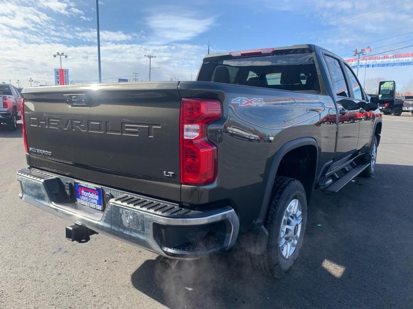 2023 BRONZE CHEVROLET SILVERADO 2500 HEAVY DUTY LT (2GC4YNE75P1) with an 6.6L engine, Automatic transmission, located at 2525 S. Cushman, Fairbanks, AK, 99701, (907) 452-5707, 64.824036, -147.712311 - Photo#3