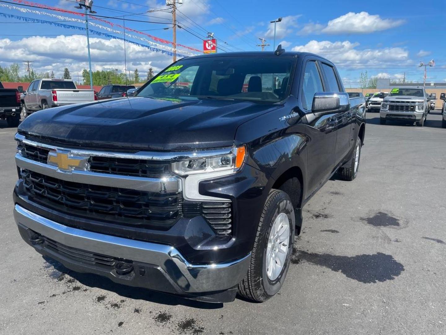 2023 BLACK CHEVROLET SILVERADO 1500 LT (1GCUDDED9PZ) with an 5.3L engine, Automatic transmission, located at 2525 S. Cushman, Fairbanks, AK, 99701, (907) 452-5707, 64.824036, -147.712311 - Photo#1