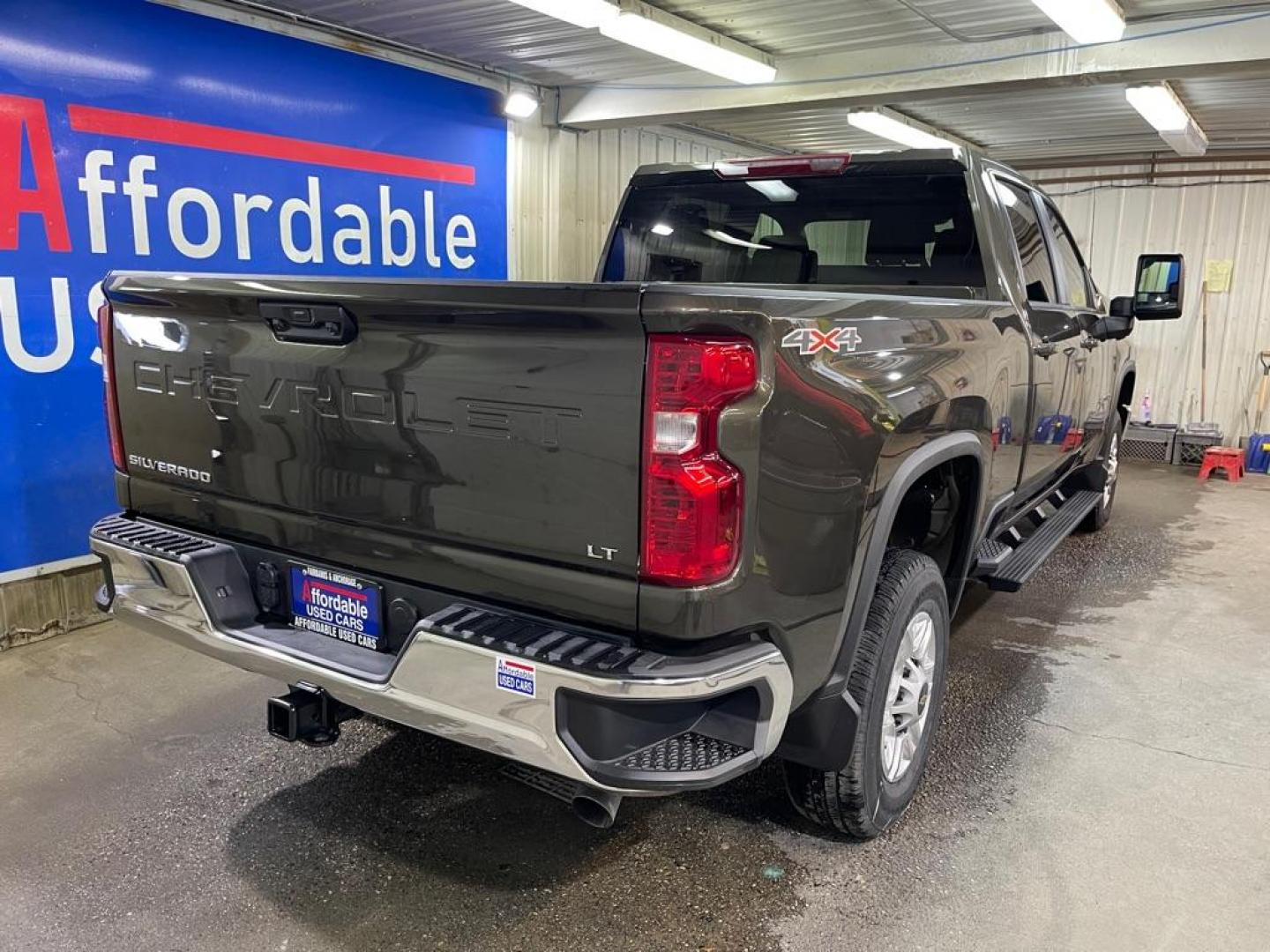 2023 GREEN CHEVROLET SILVERADO 2500 HEAVY DUTY LT (2GC4YNE79P1) with an 6.6L engine, Automatic transmission, located at 2525 S. Cushman, Fairbanks, AK, 99701, (907) 452-5707, 64.824036, -147.712311 - Photo#2