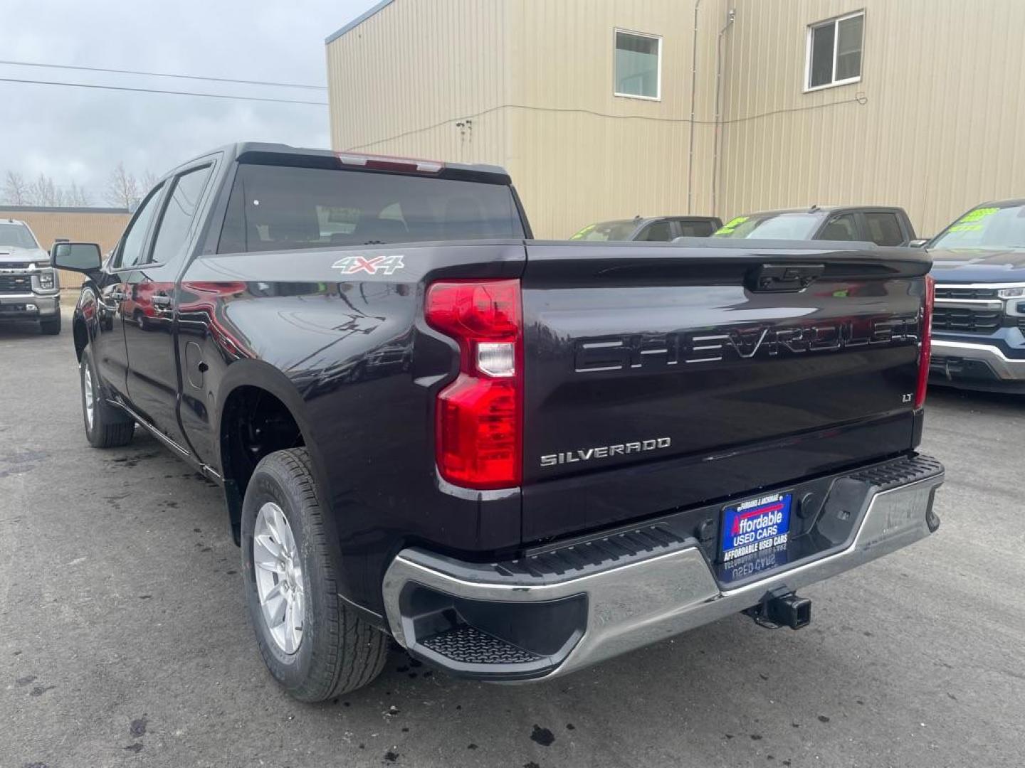 2023 GRAY CHEVROLET SILVERADO 1500 LT (3GCUDDED8PG) with an 5.3L engine, Automatic transmission, located at 2525 S. Cushman, Fairbanks, AK, 99701, (907) 452-5707, 64.824036, -147.712311 - Photo#2