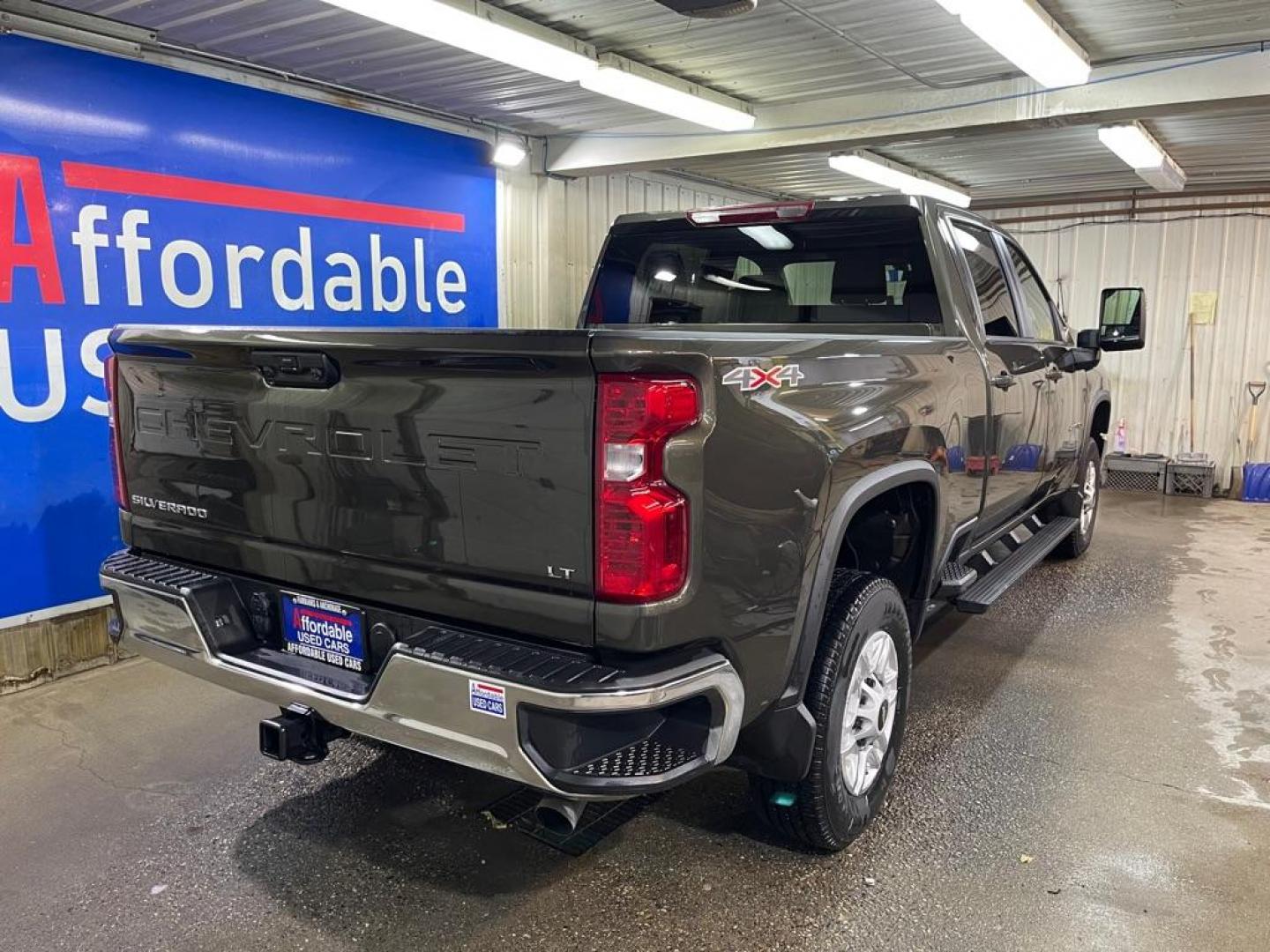 2023 GREEN CHEVROLET SILVERADO 2500 HEAVY DUTY LT (2GC4YNE78P1) with an 6.6L engine, Automatic transmission, located at 2525 S. Cushman, Fairbanks, AK, 99701, (907) 452-5707, 64.824036, -147.712311 - Photo#2