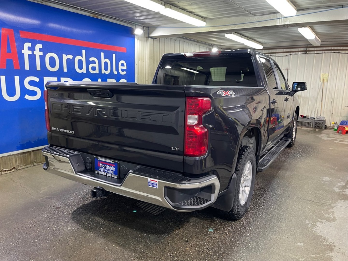 2023 BLACK CHEVROLET SILVERADO 1500 LT (2GCUDDED0P1) with an 5.3L engine, Automatic transmission, located at 2525 S. Cushman, Fairbanks, AK, 99701, (907) 452-5707, 64.824036, -147.712311- Photo#2