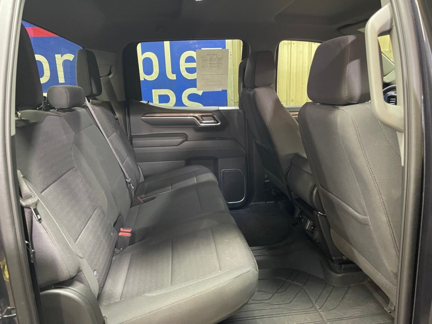 2023 BLACK CHEVROLET SILVERADO 1500 LT (2GCUDDED0P1) with an 5.3L engine, Automatic transmission, located at 2525 S. Cushman, Fairbanks, AK, 99701, (907) 452-5707, 64.824036, -147.712311- Photo#4