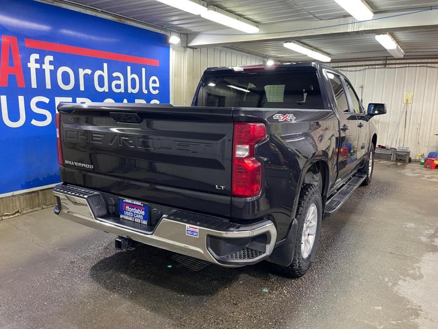 2023 GRAY CHEVROLET SILVERADO 1500 LT (2GCUDDED0P1) with an 5.3L engine, Automatic transmission, located at 2525 S. Cushman, Fairbanks, AK, 99701, (907) 452-5707, 64.824036, -147.712311 - Photo#2