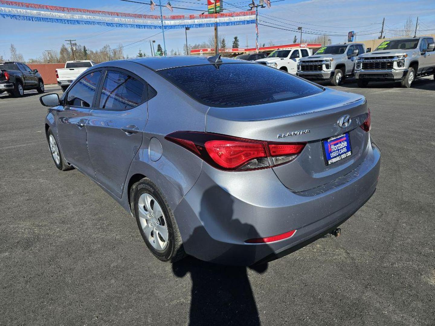 2016 SILVER HYUNDAI ELANTRA SE (5NPDH4AEXGH) with an 1.8L engine, Automatic transmission, located at 2525 S. Cushman, Fairbanks, AK, 99701, (907) 452-5707, 64.824036, -147.712311 - Photo#2