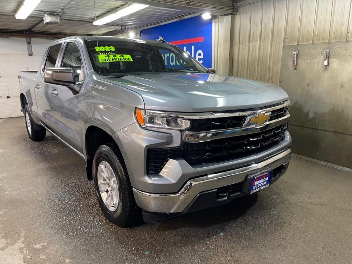 2023 SILVER CHEVROLET SILVERADO 1500 LT (3GCUDDEDXPG) with an 5.3L engine, Automatic transmission, located at 2525 S. Cushman, Fairbanks, AK, 99701, (907) 452-5707, 64.824036, -147.712311 - Photo#0