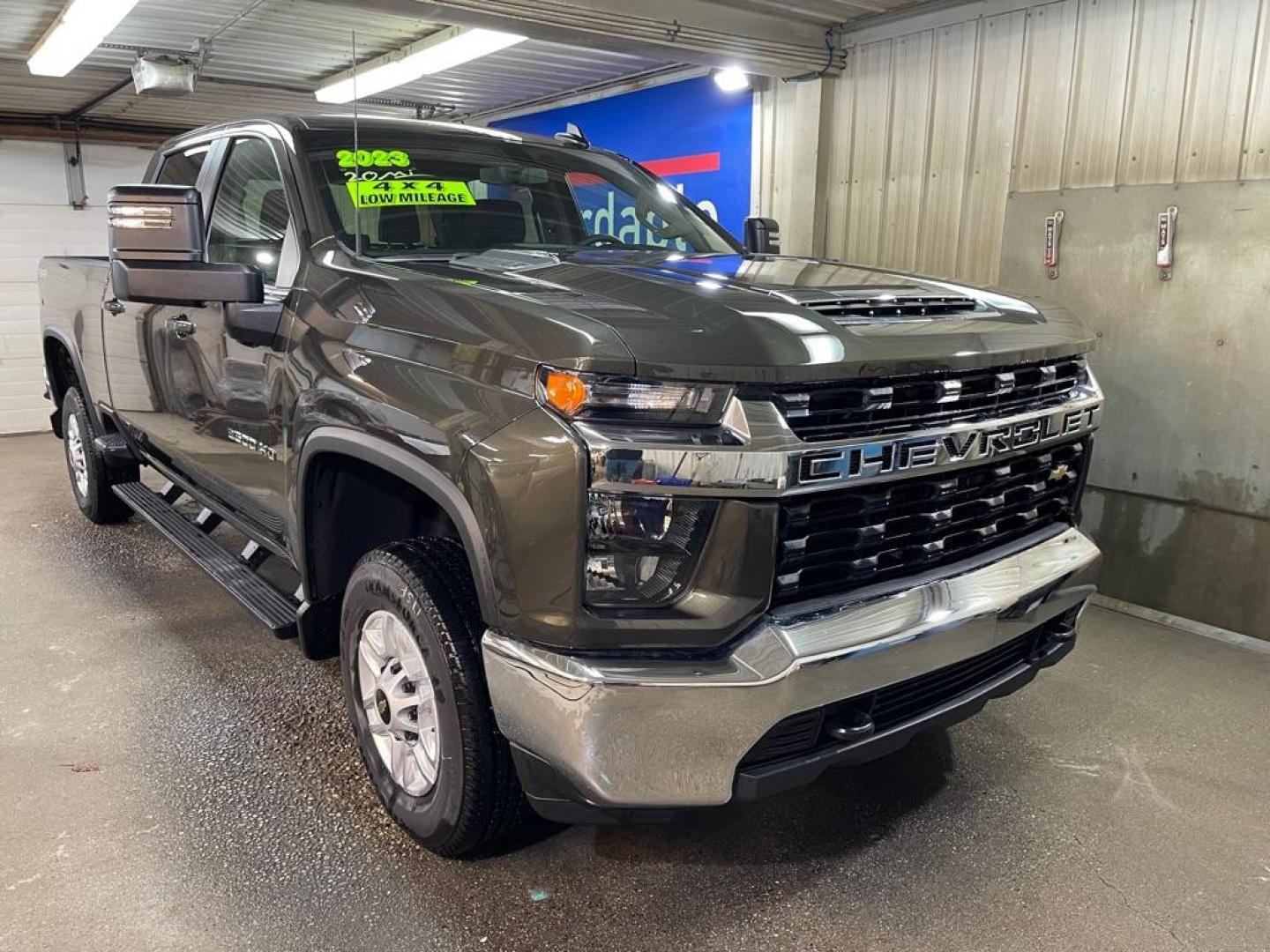 2023 GREEN CHEVROLET SILVERADO 2500 HEAVY DUTY LT (2GC4YNE79P1) with an 6.6L engine, Automatic transmission, located at 2525 S. Cushman, Fairbanks, AK, 99701, (907) 452-5707, 64.824036, -147.712311 - Photo#0