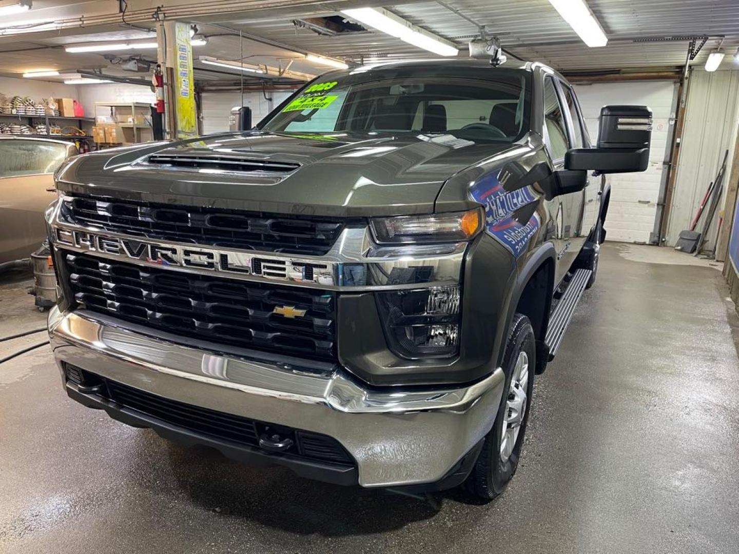 2023 GREEN CHEVROLET SILVERADO 2500 HEAVY DUTY LT (2GC4YNE79P1) with an 6.6L engine, Automatic transmission, located at 2525 S. Cushman, Fairbanks, AK, 99701, (907) 452-5707, 64.824036, -147.712311 - Photo#1