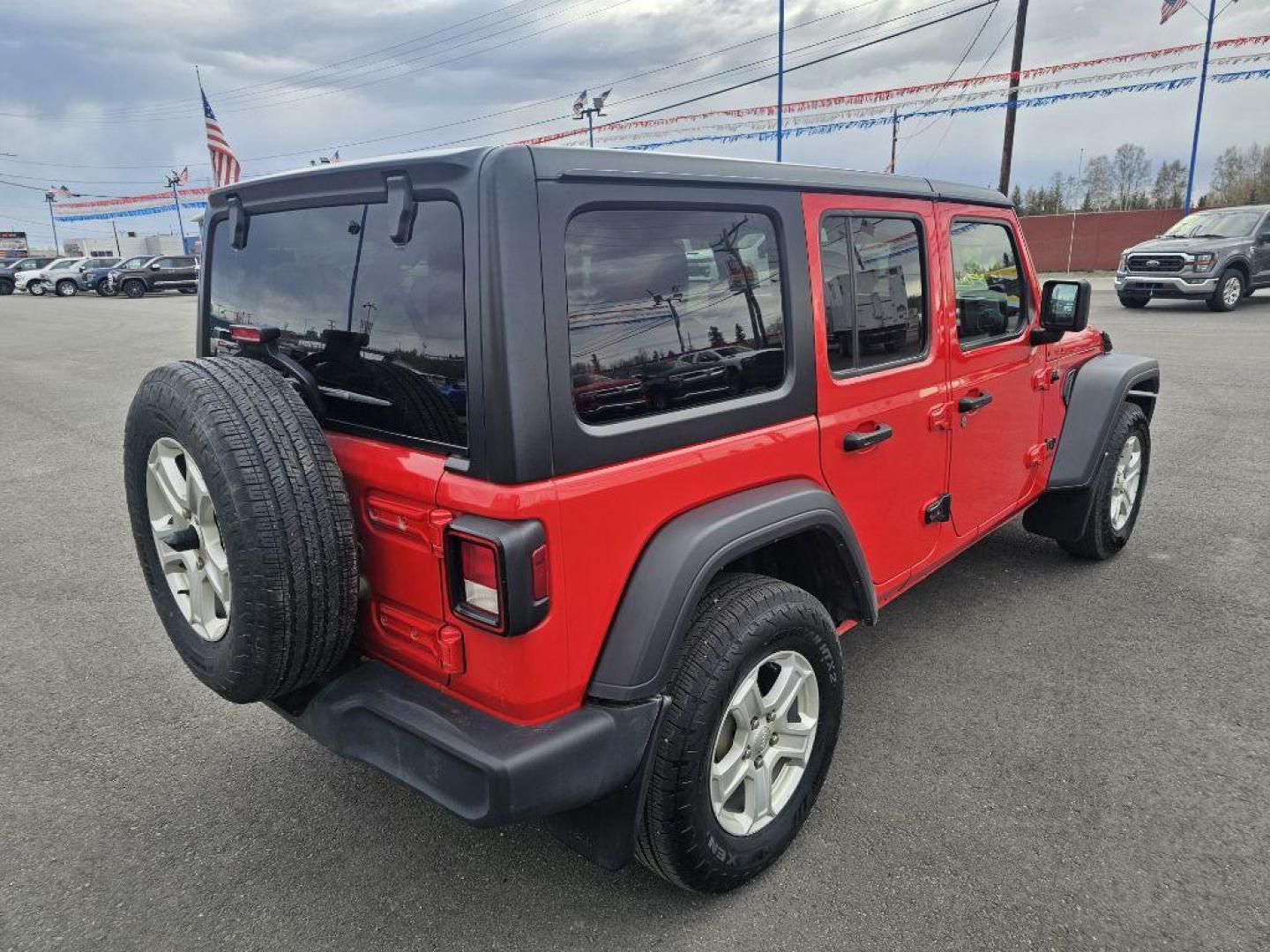 2013 JEEP WRANGLER SPORT (1C4AJWAG5DL) with an 3.6L engine, Automatic transmission, located at 2525 S. Cushman, Fairbanks, AK, 99701, (907) 452-5707, 64.824036, -147.712311 - Photo#1