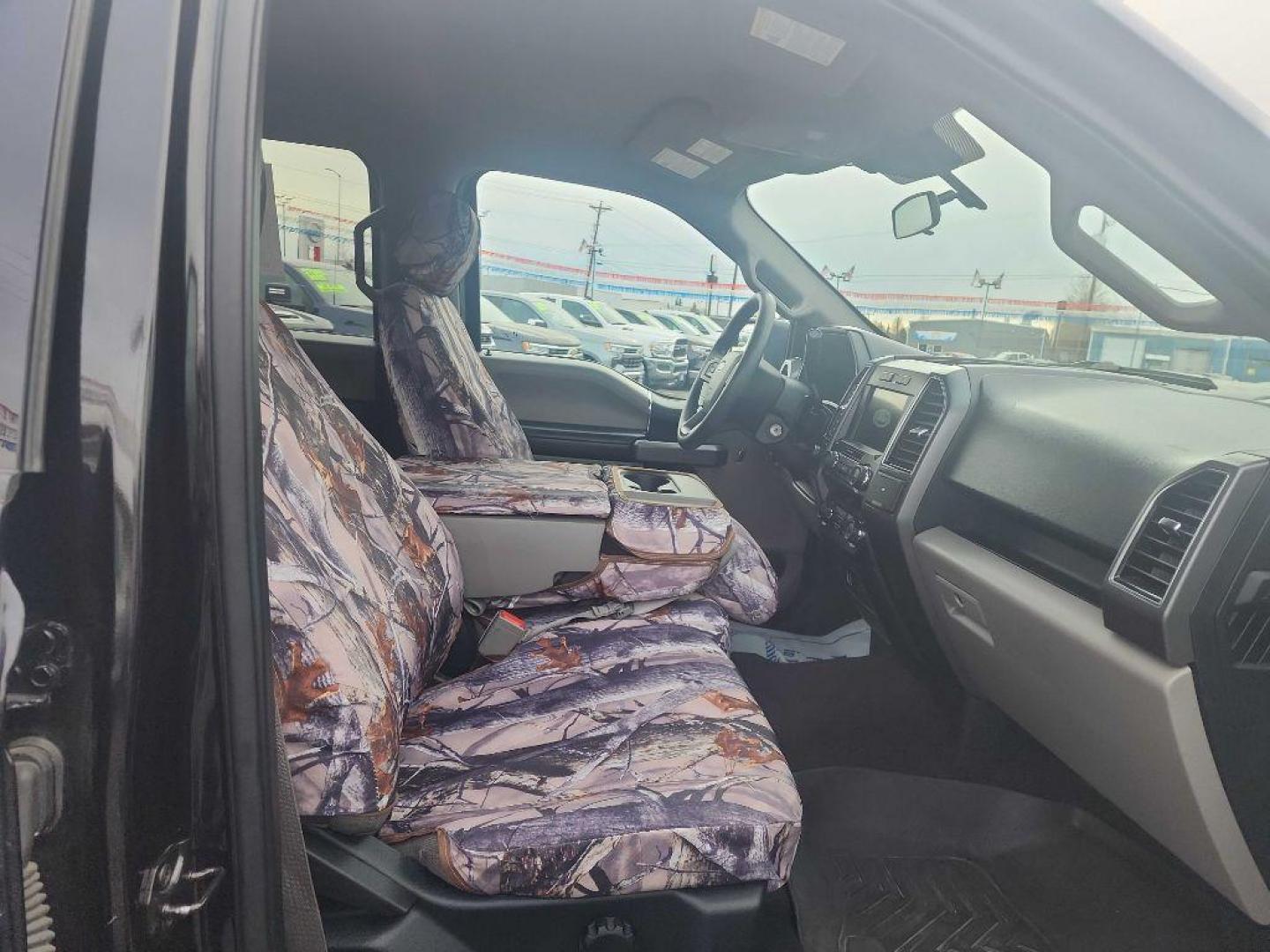 2020 BLACK FORD F150 SUPERCREW (1FTEW1E44LK) with an 3.5L engine, Automatic transmission, located at 2525 S. Cushman, Fairbanks, AK, 99701, (907) 452-5707, 64.824036, -147.712311 - Photo#1