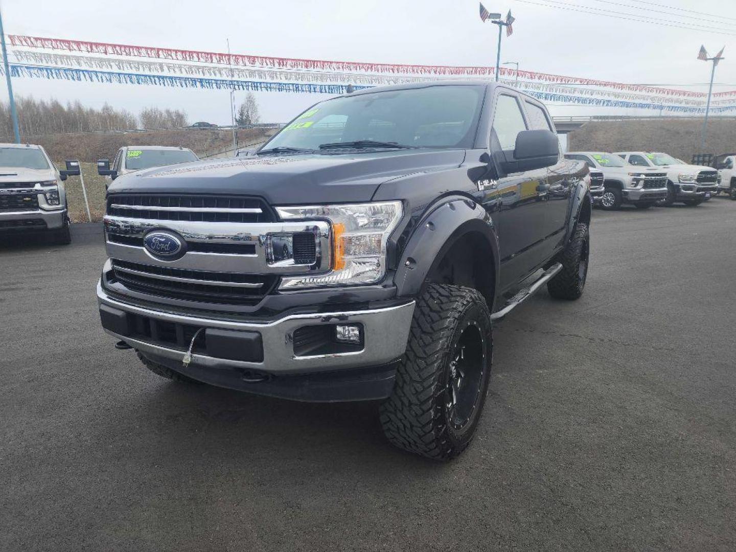 2020 BLACK FORD F150 SUPERCREW (1FTEW1E44LK) with an 3.5L engine, Automatic transmission, located at 2525 S. Cushman, Fairbanks, AK, 99701, (907) 452-5707, 64.824036, -147.712311 - Photo#4