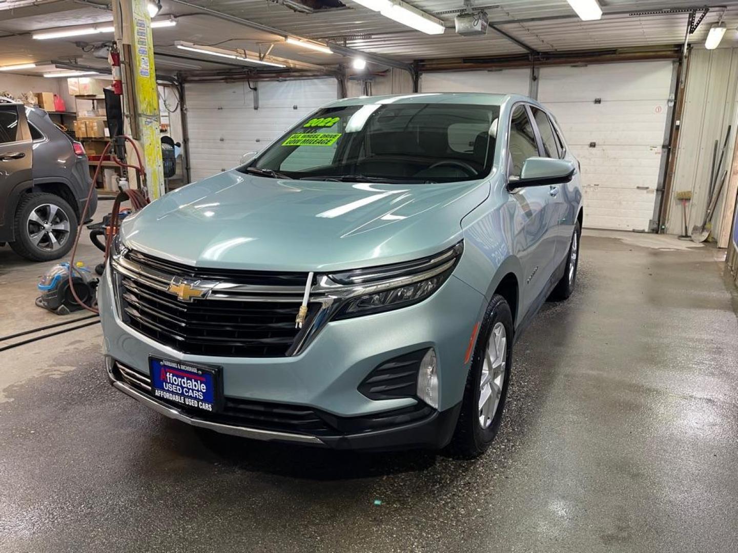 2022 BLUE CHEVROLET EQUINOX LT (2GNAXUEVXN6) with an 1.5L engine, Automatic transmission, located at 2525 S. Cushman, Fairbanks, AK, 99701, (907) 452-5707, 64.824036, -147.712311 - Photo#1