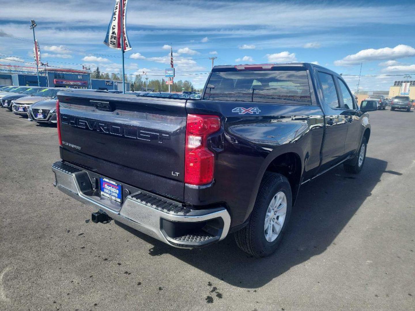 2023 GRAY CHEVROLET SILVERADO 1500 LT (1GCUDDED9PZ) with an 5.3L engine, Automatic transmission, located at 2525 S. Cushman, Fairbanks, AK, 99701, (907) 452-5707, 64.824036, -147.712311 - Photo#3