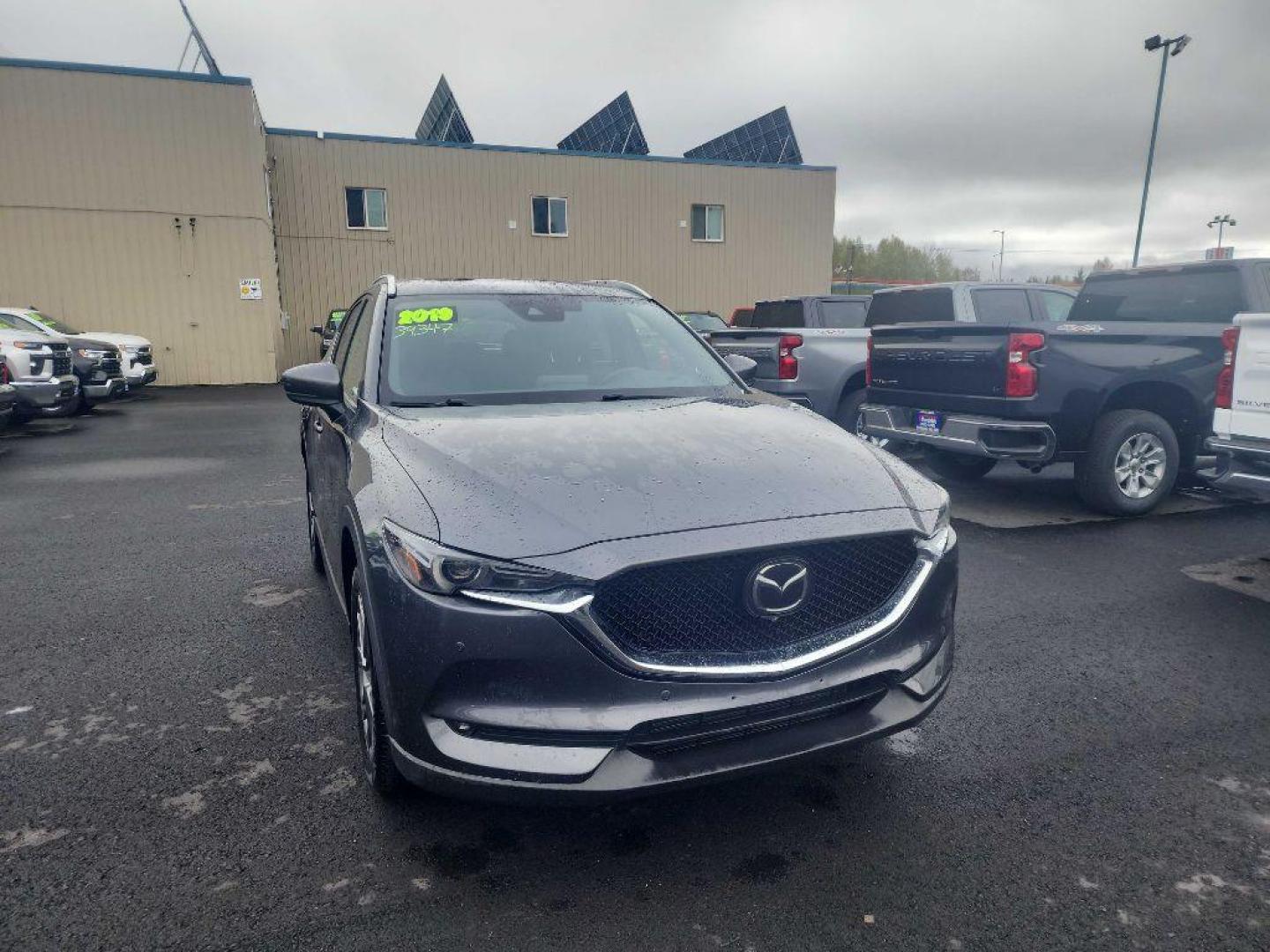 2019 GRAY MAZDA CX-5 SIGNATURE (JM3KFBEY6K0) with an 2.5L engine, Automatic transmission, located at 2525 S. Cushman, Fairbanks, AK, 99701, (907) 452-5707, 64.824036, -147.712311 - Photo#1