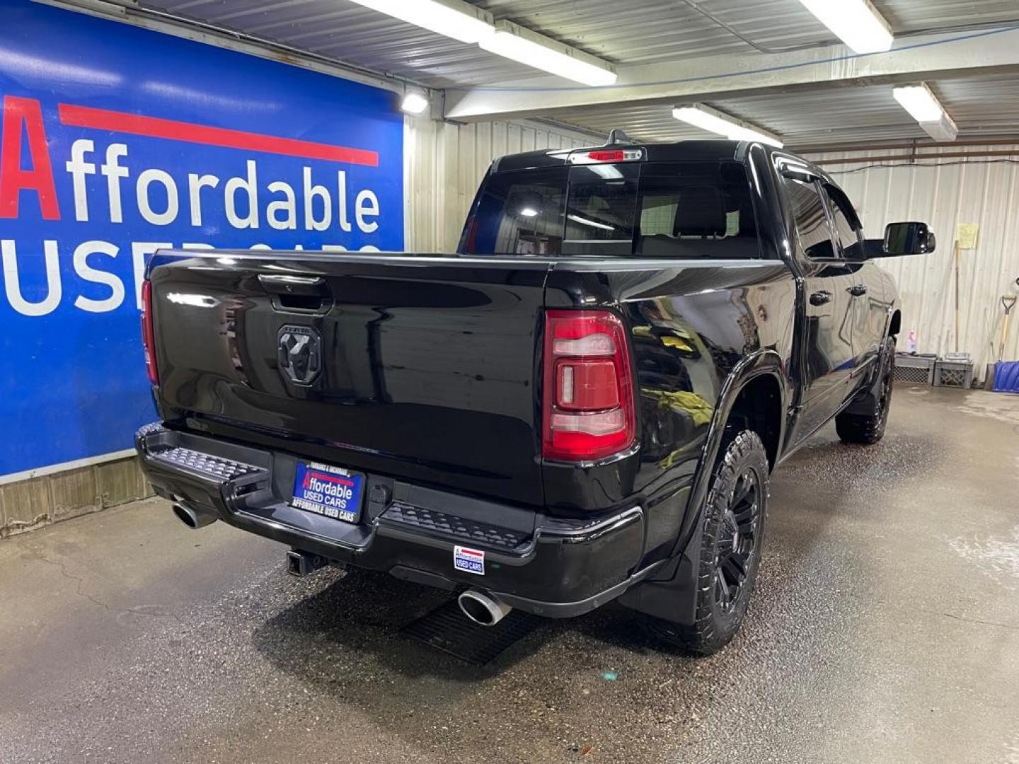 2019 BLACK RAM 1500 LIMITED (1C6SRFHT5KN) with an 5.7L engine, Automatic transmission, located at 2525 S. Cushman, Fairbanks, AK, 99701, (907) 452-5707, 64.824036, -147.712311 - Photo#2