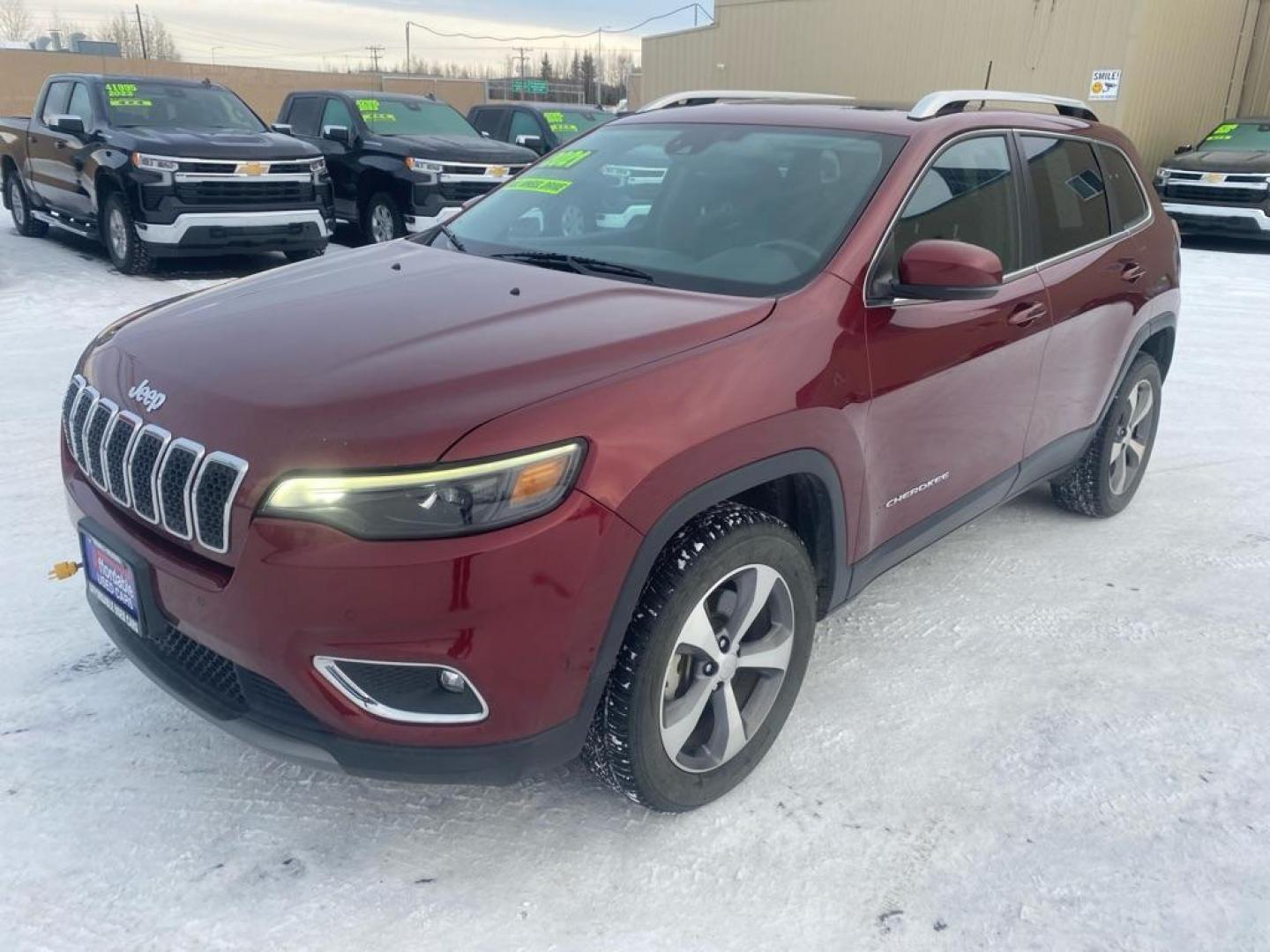 2021 RED JEEP CHEROKEE LIMITED (1C4PJMDX3MD) with an 3.2L engine, Automatic transmission, located at 2525 S. Cushman, Fairbanks, AK, 99701, (907) 452-5707, 64.824036, -147.712311 - Photo#0