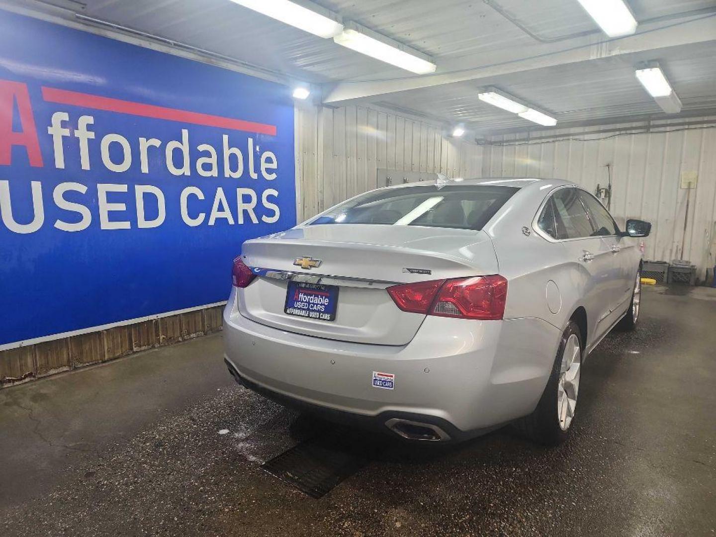 2020 SILVER CHEVROLET IMPALA PREMIER (1G1105S35LU) with an 3.6L engine, Automatic transmission, located at 2525 S. Cushman, Fairbanks, AK, 99701, (907) 452-5707, 64.824036, -147.712311 - Photo#6