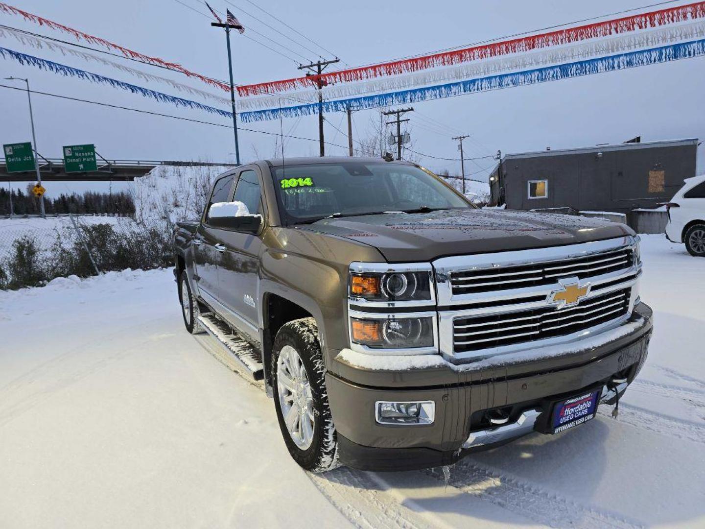 2014 TAN CHEVROLET SILVERADO 1500 HIGH COUNTRY (3GCUKTEC9EG) with an 5.3L engine, Automatic transmission, located at 2525 S. Cushman, Fairbanks, AK, 99701, (907) 452-5707, 64.824036, -147.712311 - Photo#0